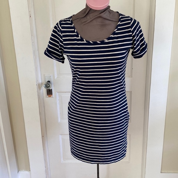 Lucky Brand‎ Small - Picture 1 of 4